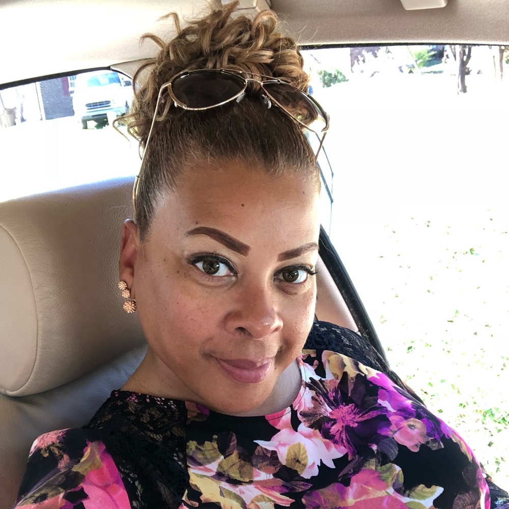 Meet your Posher, Vanessa